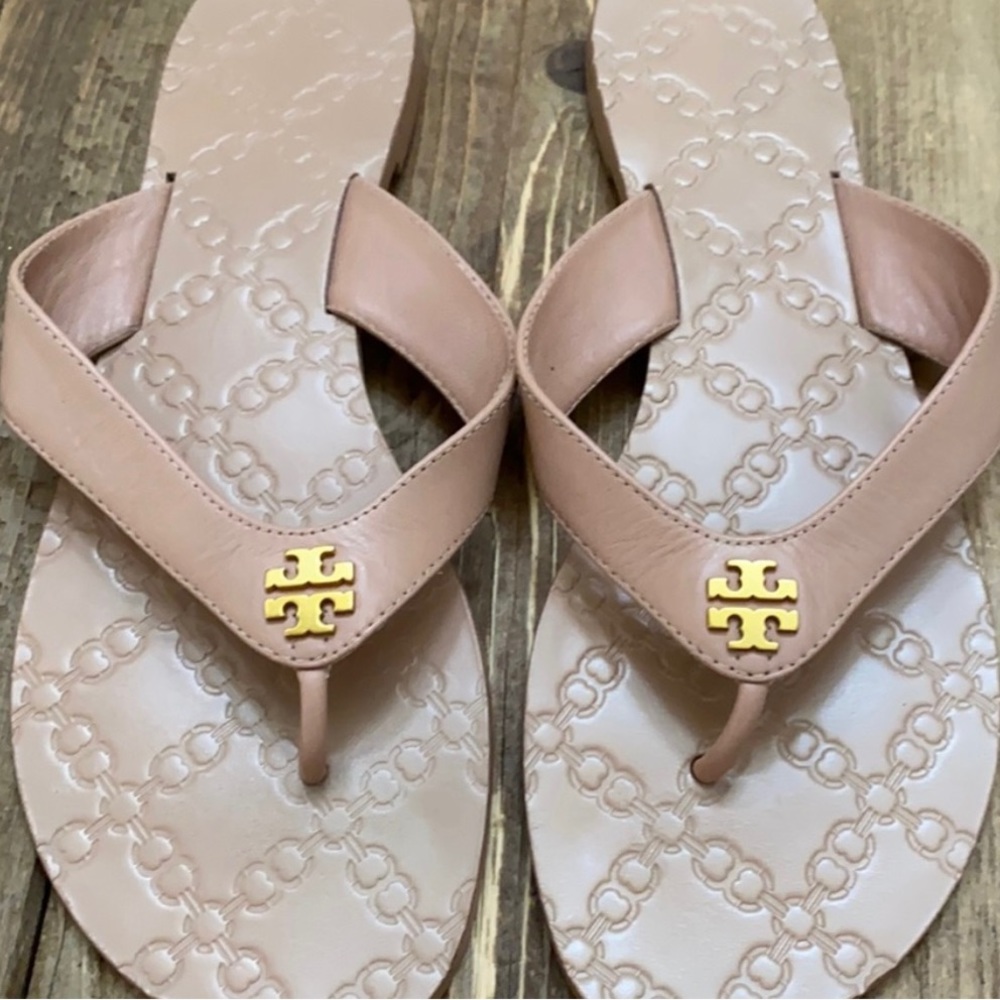 Like new Tory Burch leather sandals